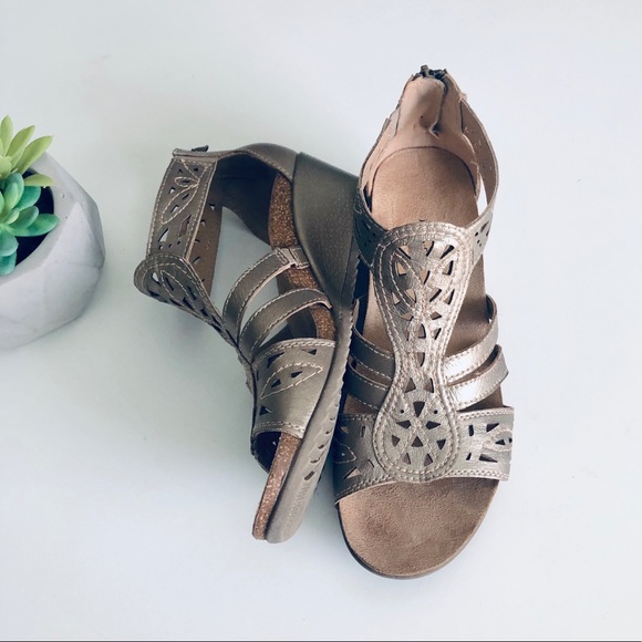 earth origins gladiator sandals